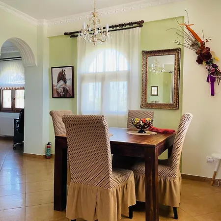 The Greek Mama's Apartmán *